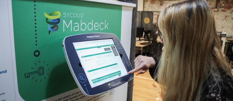 Mabdeck Software displayed on IPAD
